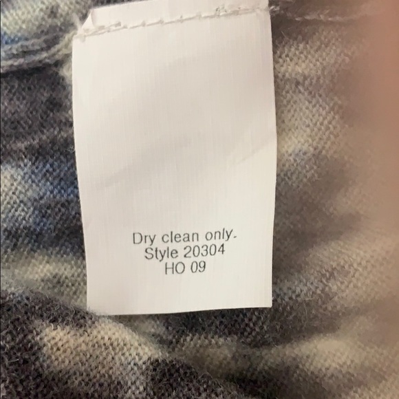 J.Crew merino wool lightweight button up cardigan - Picture 7 of 8